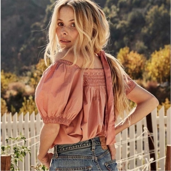 Doen Gail Top Smocked Cotton Poplin Blouse Petal Pink Puff Sleeve Medium EUC - Picture 8 of 8